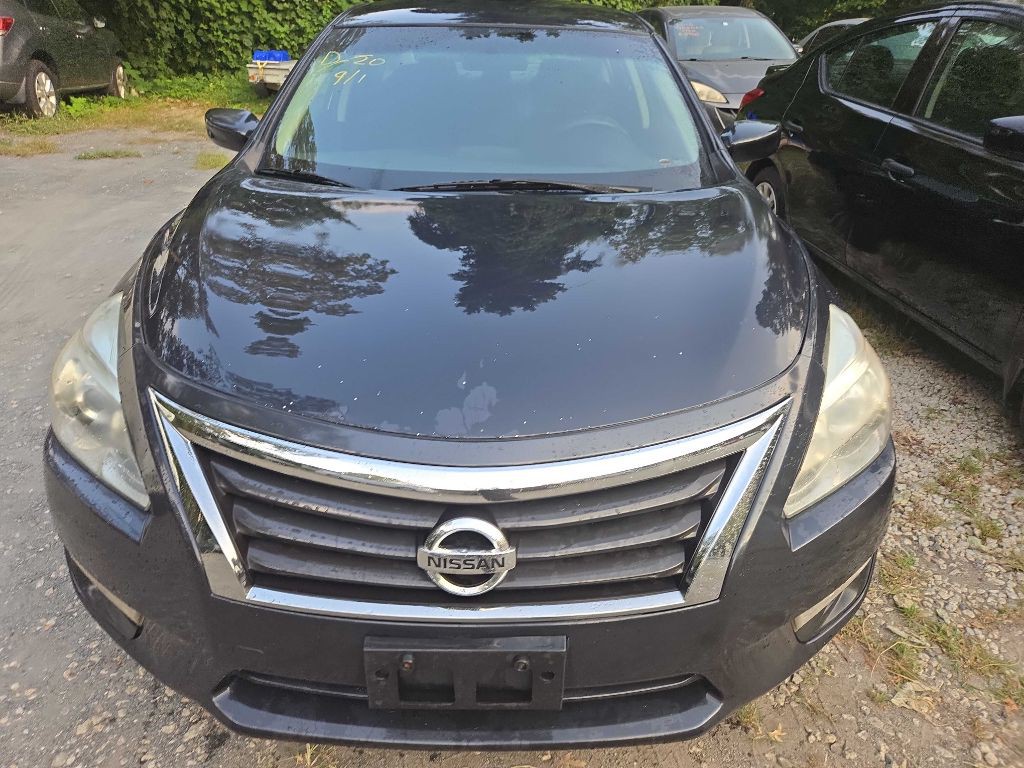 2015 Nissan Altima Image 2