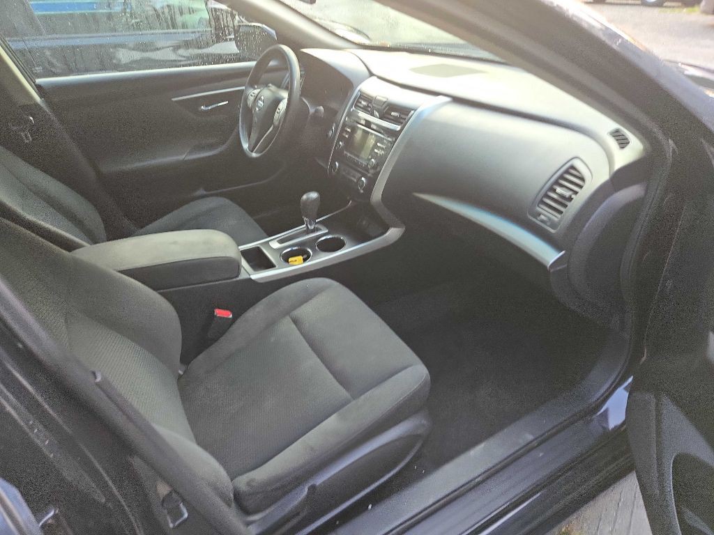 2015 Nissan Altima Image 3