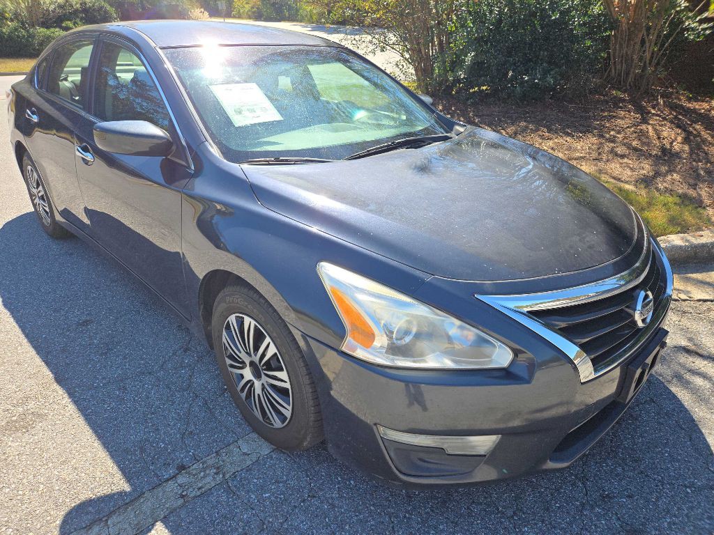 2015 Nissan Altima Image 3