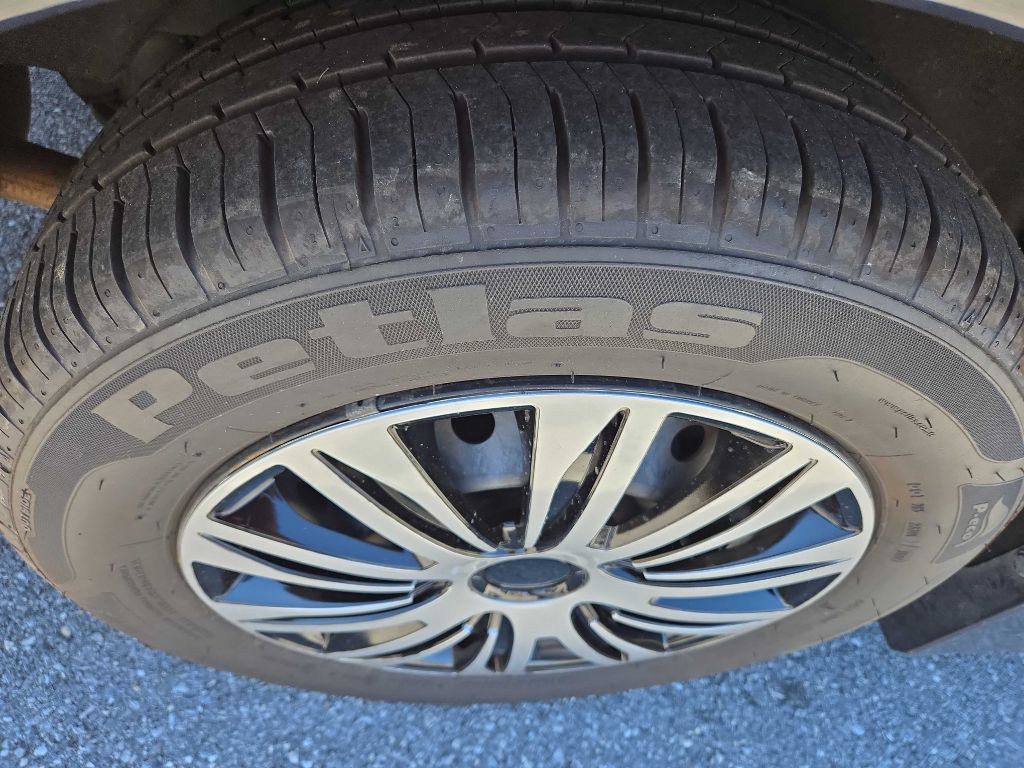 2015 Nissan Altima Image 32