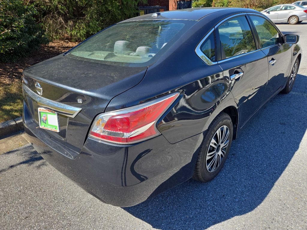2015 Nissan Altima Image 34