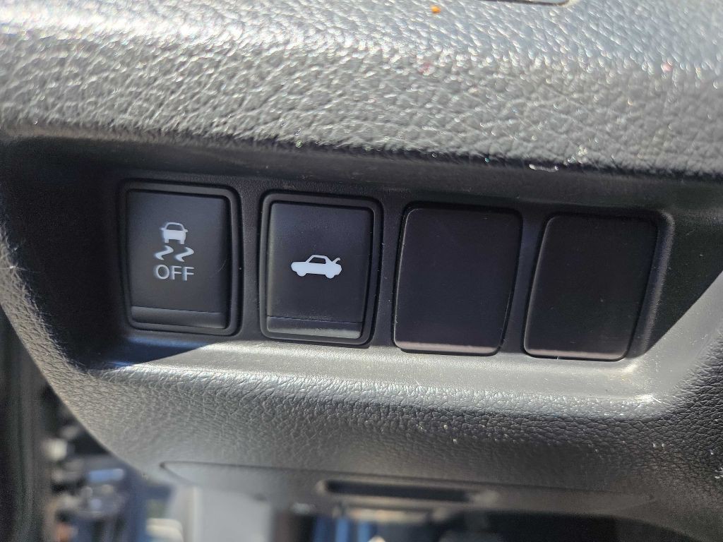 2015 Nissan Altima Image 38