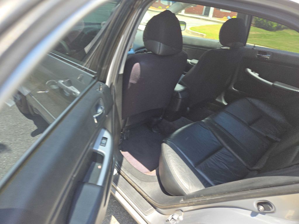 2003 Honda Accord Image 17