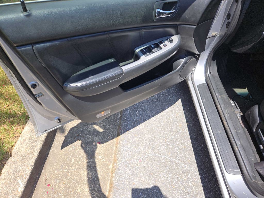 2003 Honda Accord Image 19