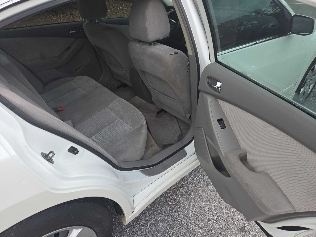 2007 Nissan Altima Image 10