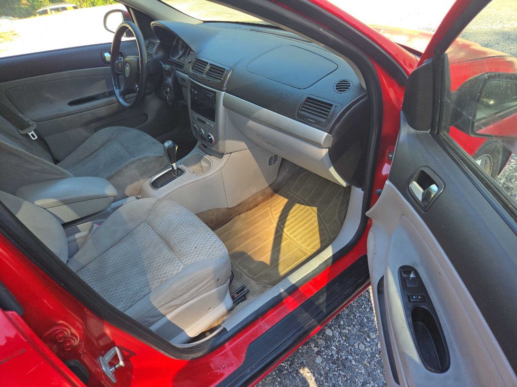 2005 Chevrolet Cobalt Image 4
