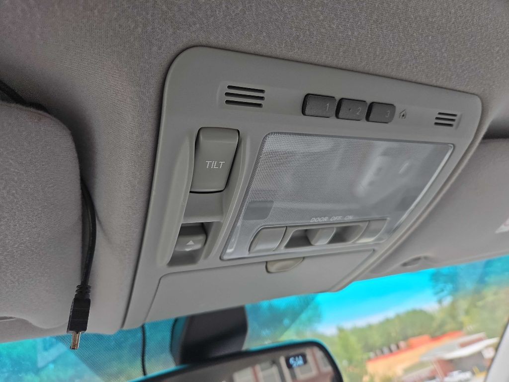 2009 Lexus RX Image 21