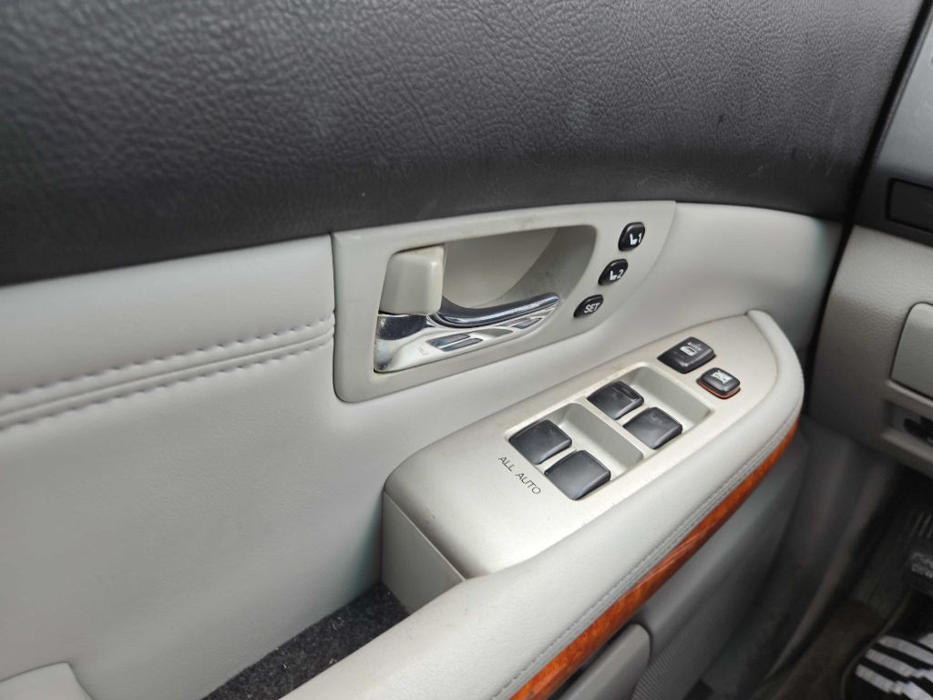 2009 Lexus RX Image 23