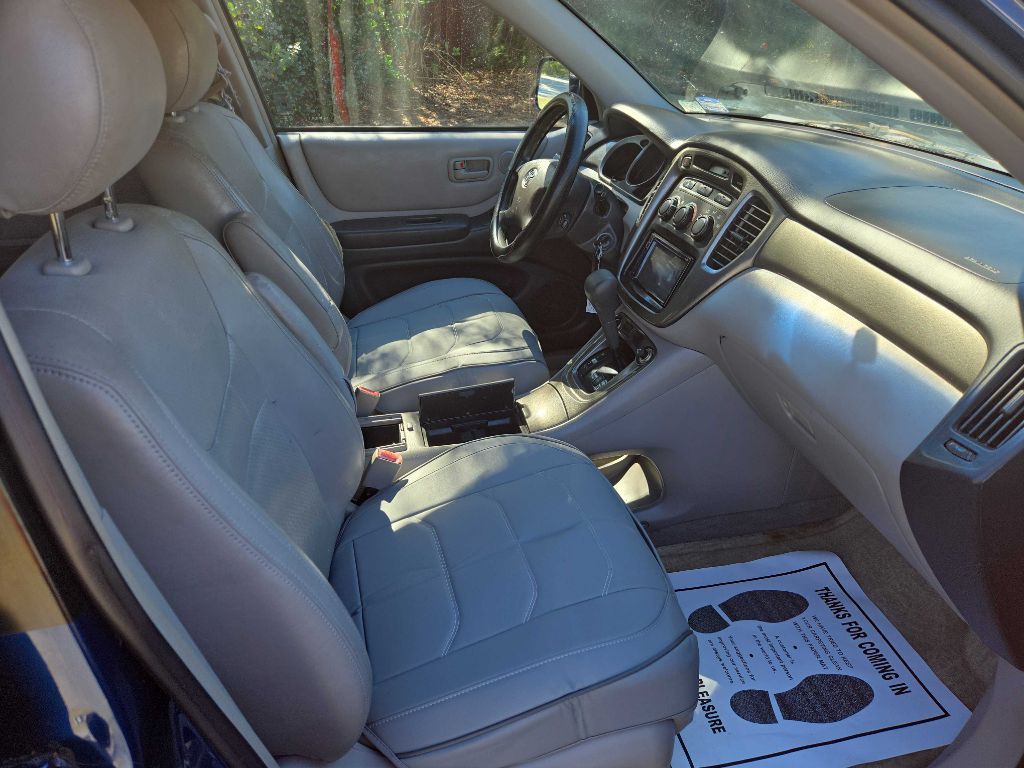 2003 Toyota Highlander Image 8