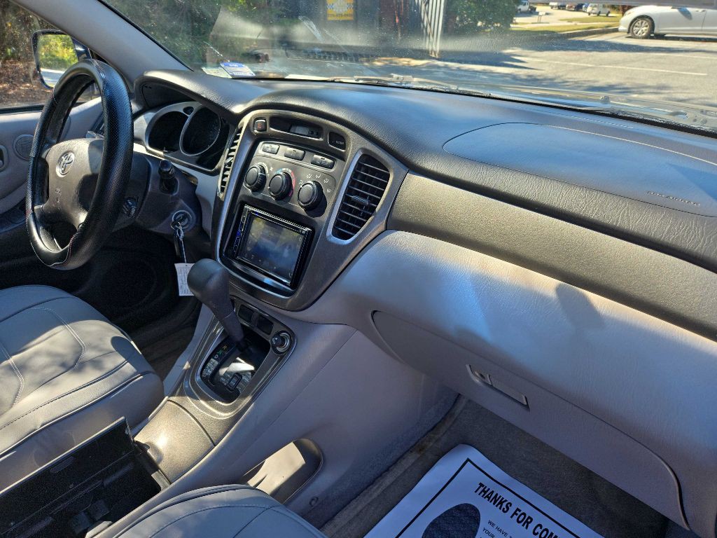 2003 Toyota Highlander Image 9