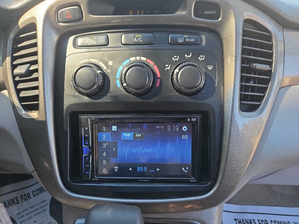 2003 Toyota Highlander Image 14