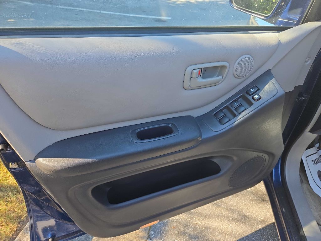 2003 Toyota Highlander Image 28