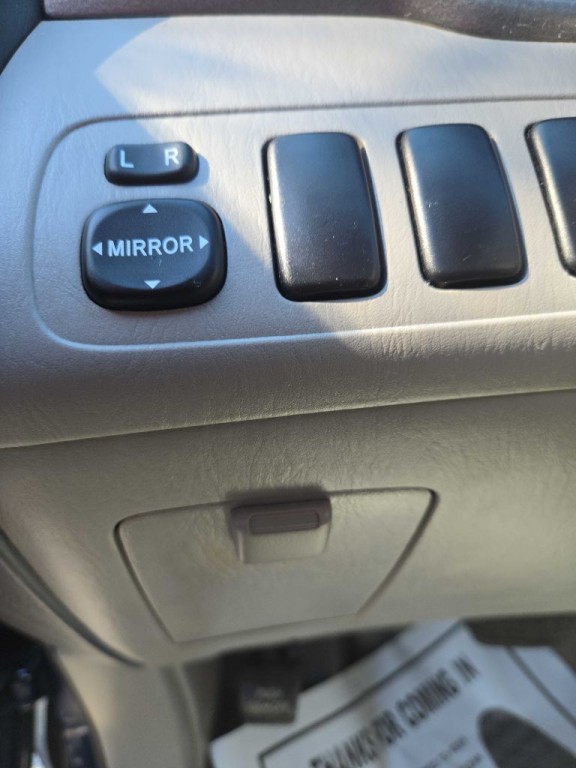 2003 Toyota Highlander Image 41