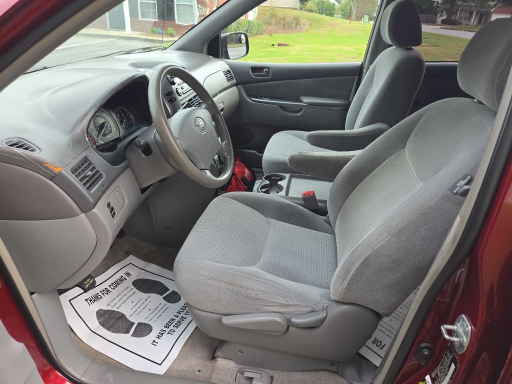 2006 Toyota Sienna Image 24