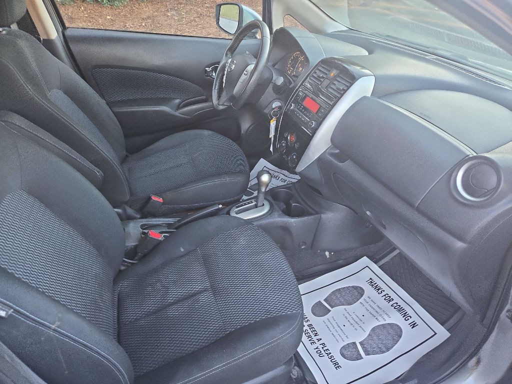 2015 Nissan Versa Image 7