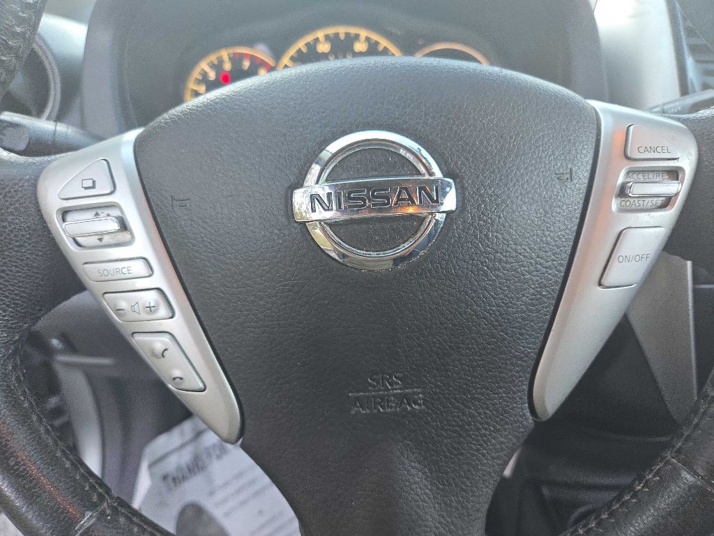 2015 Nissan Versa Image 33
