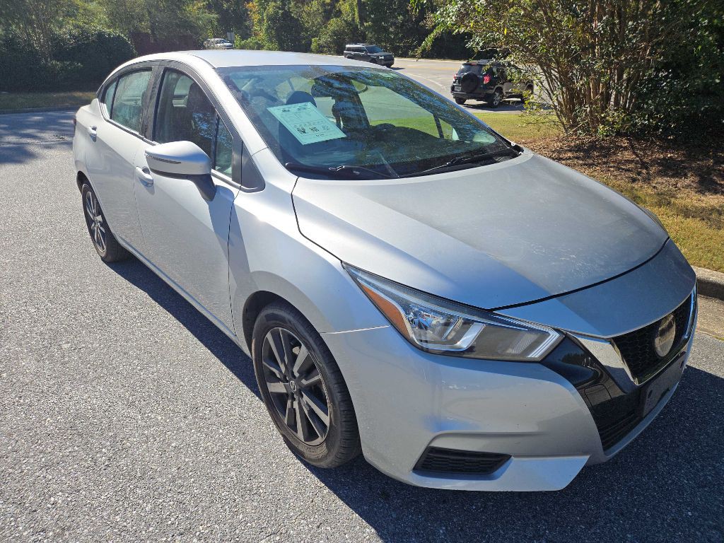 2021 Nissan Versa Image 6