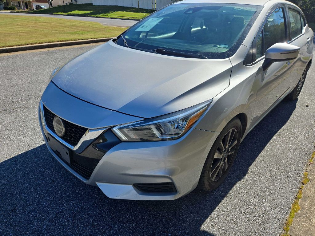 2021 Nissan Versa Image 8