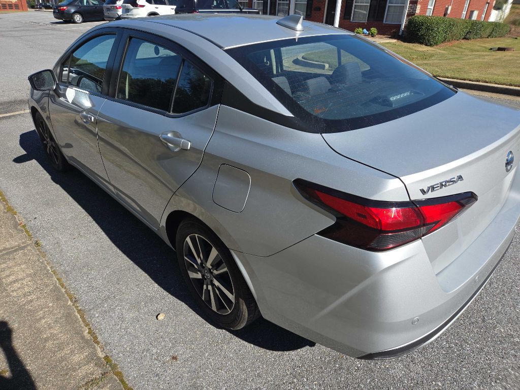 2021 Nissan Versa Image 24