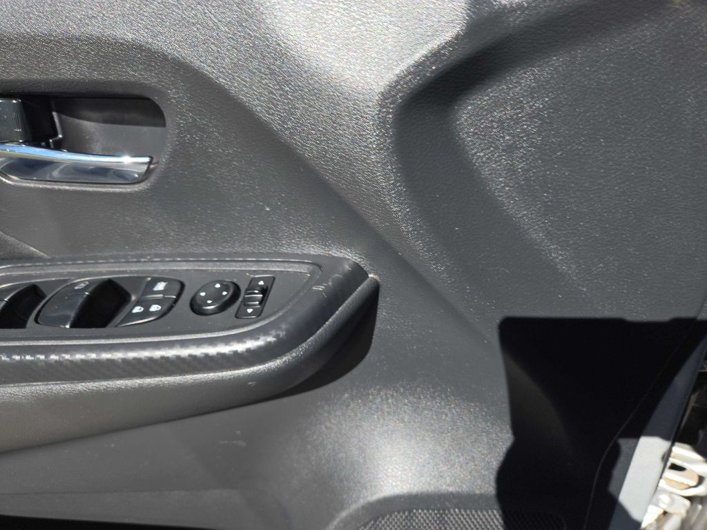 2021 Nissan Versa Image 30