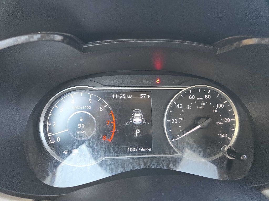 2021 Nissan Versa Image 34