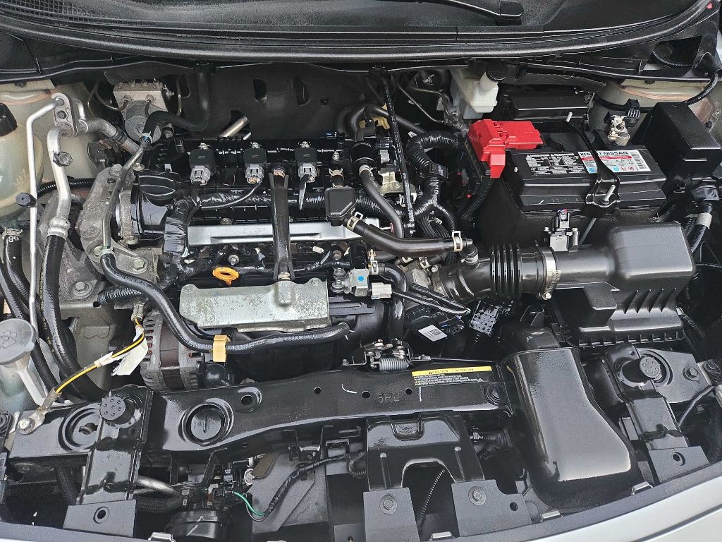 2021 Nissan Versa Image 41