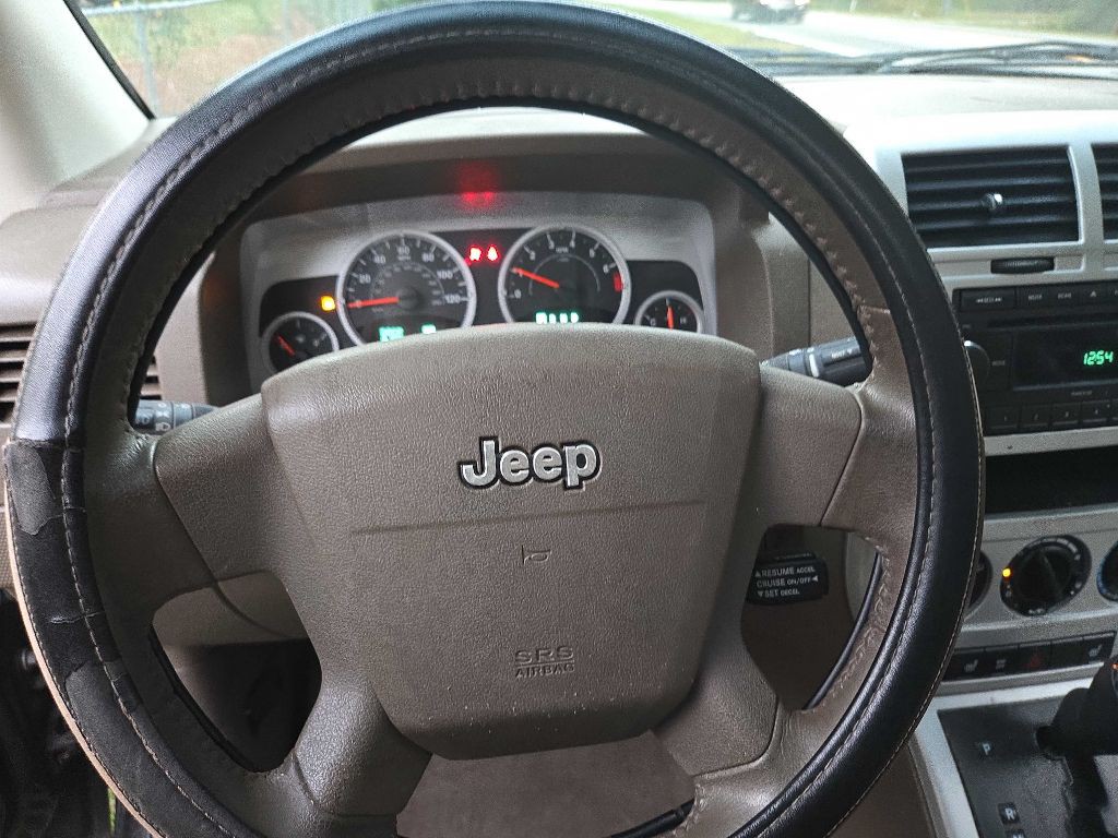 2008 Jeep Compass Image 4