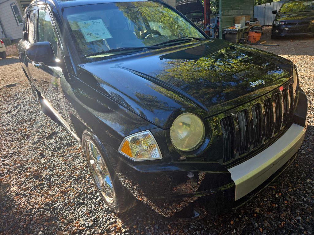 2008 Jeep Compass Image 1