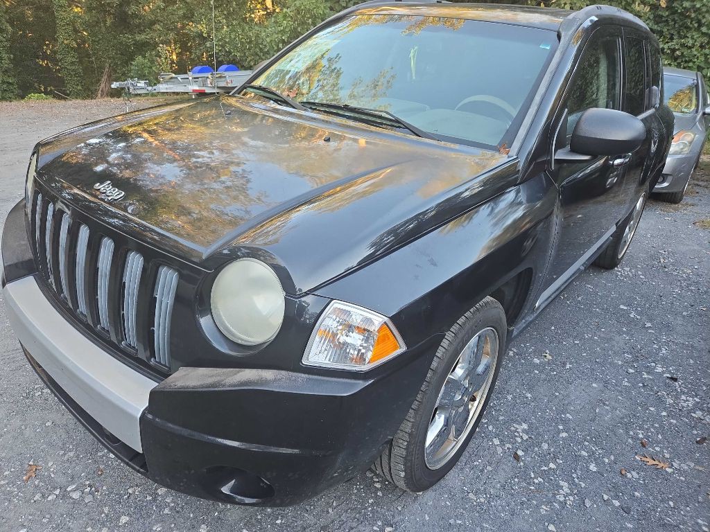 2008 Jeep Compass Image 2