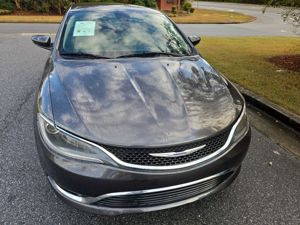 2015 Chrysler 200 Image 5