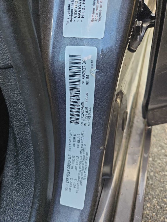 2015 Chrysler 200 Image 26