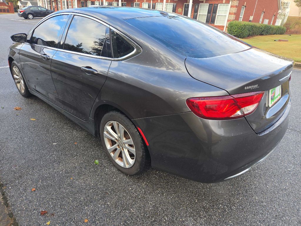 2015 Chrysler 200 Image 34