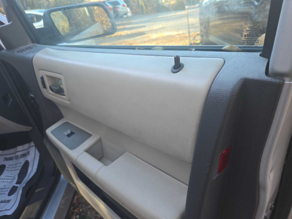 2012 Ford Flex Image 38