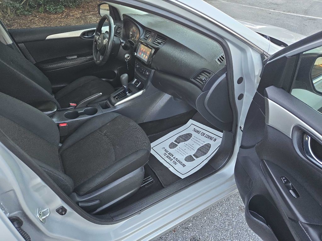 2019 Nissan Sentra Image 6