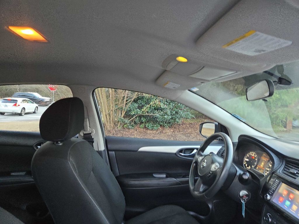 2019 Nissan Sentra Image 8