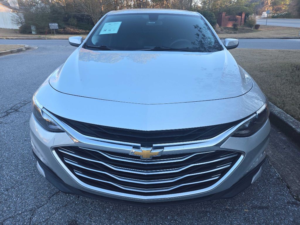 2020 Chevrolet Malibu Image 3