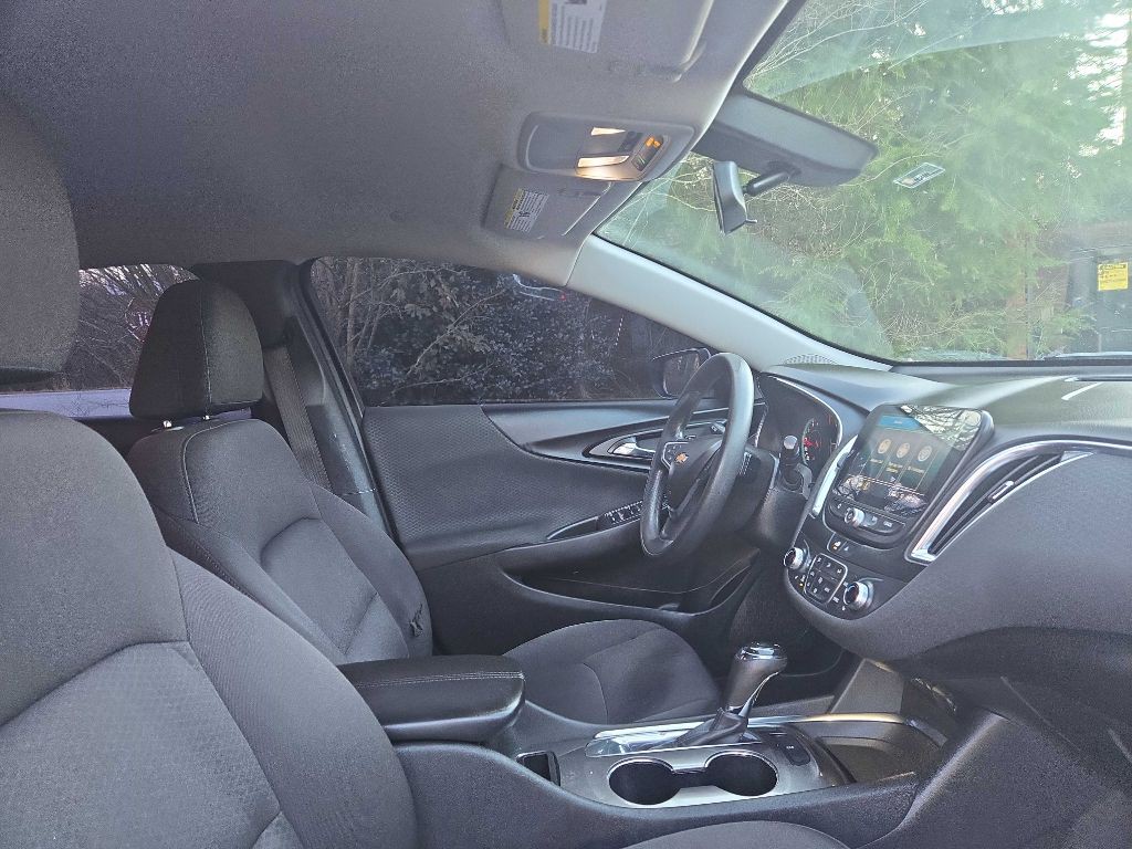 2020 Chevrolet Malibu Image 12