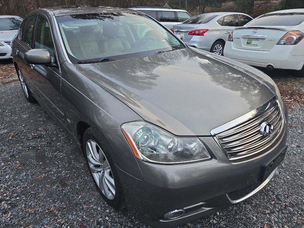 2009 INFINITI M35 Image 1