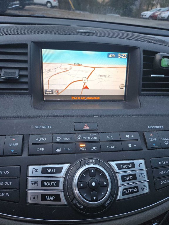 2009 INFINITI M35 Image 14