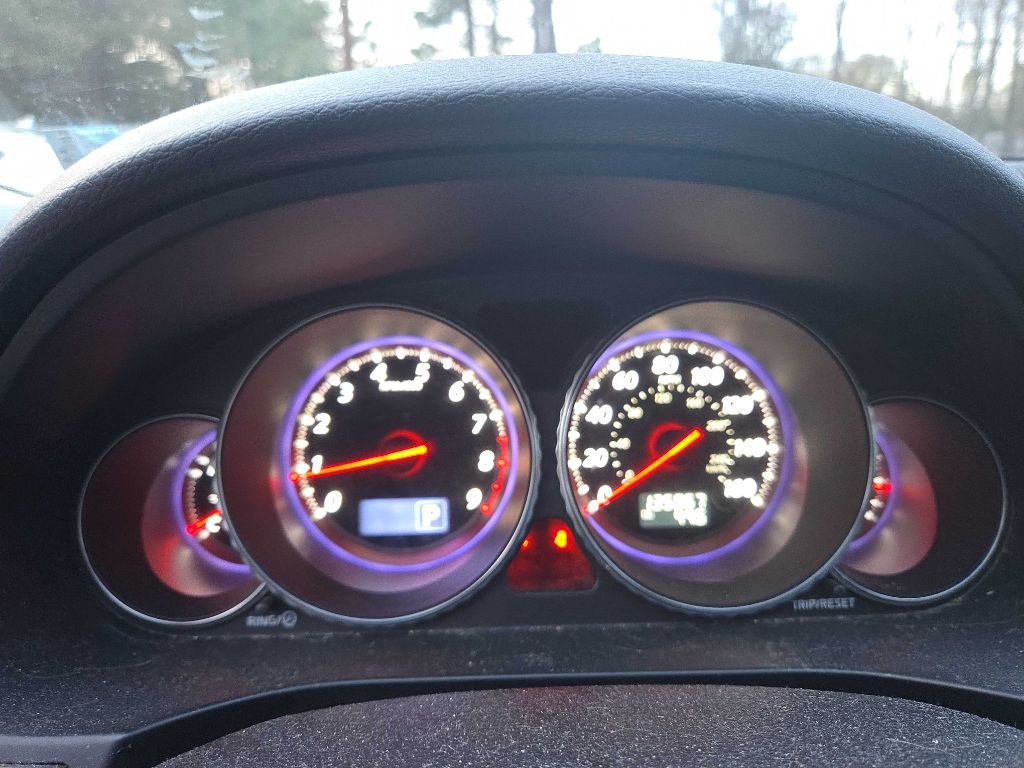 2009 INFINITI M35 Image 15