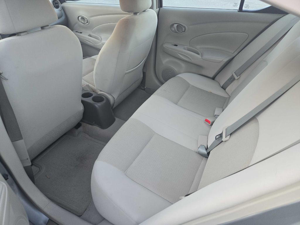 2012 Nissan Versa Image 23