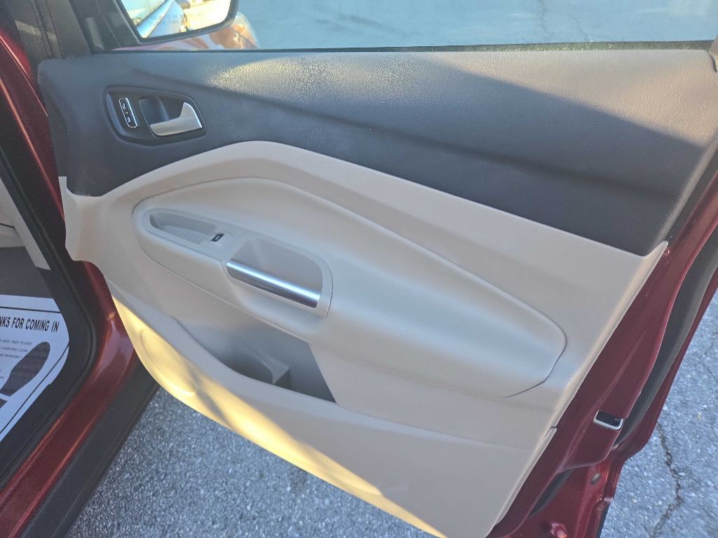 2016 Ford Escape Image 6