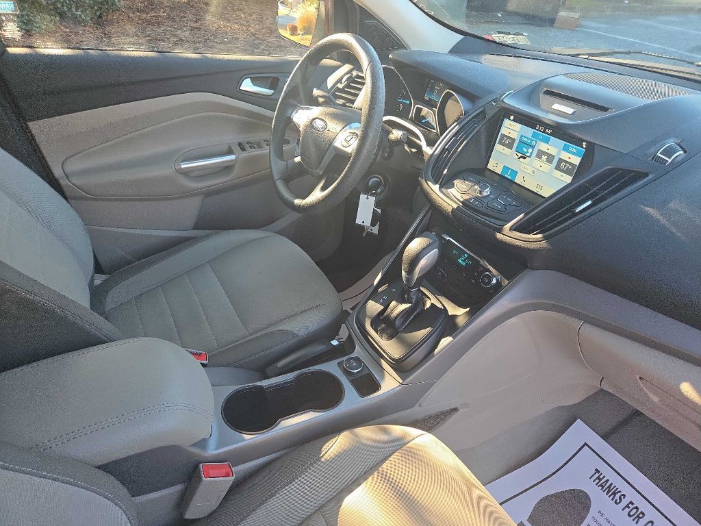 2016 Ford Escape Image 35