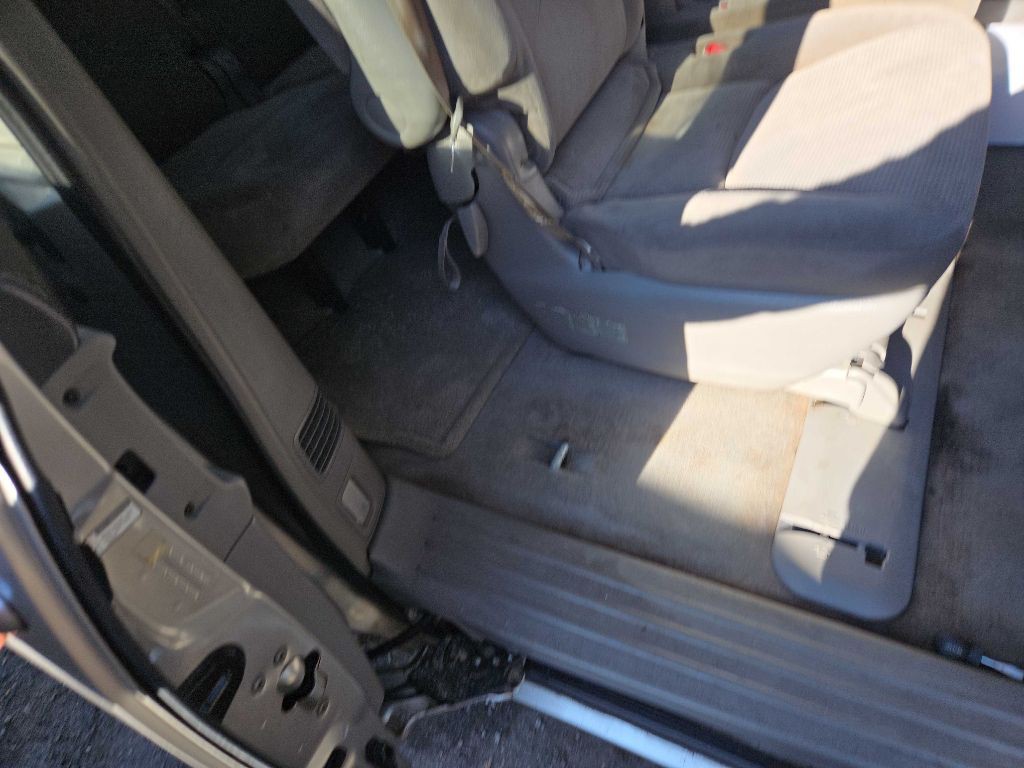 2004 Toyota Sienna Image 5