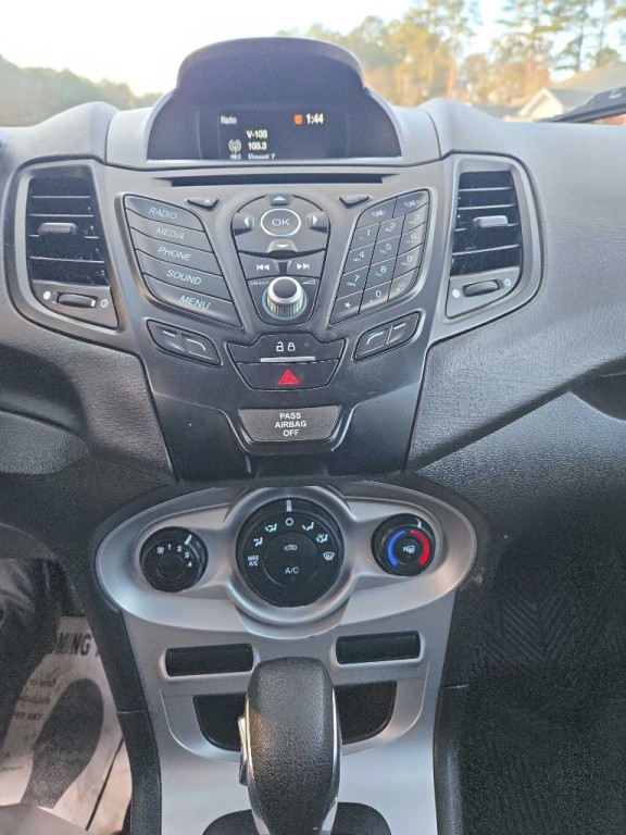 2019 Ford Fiesta Image 16