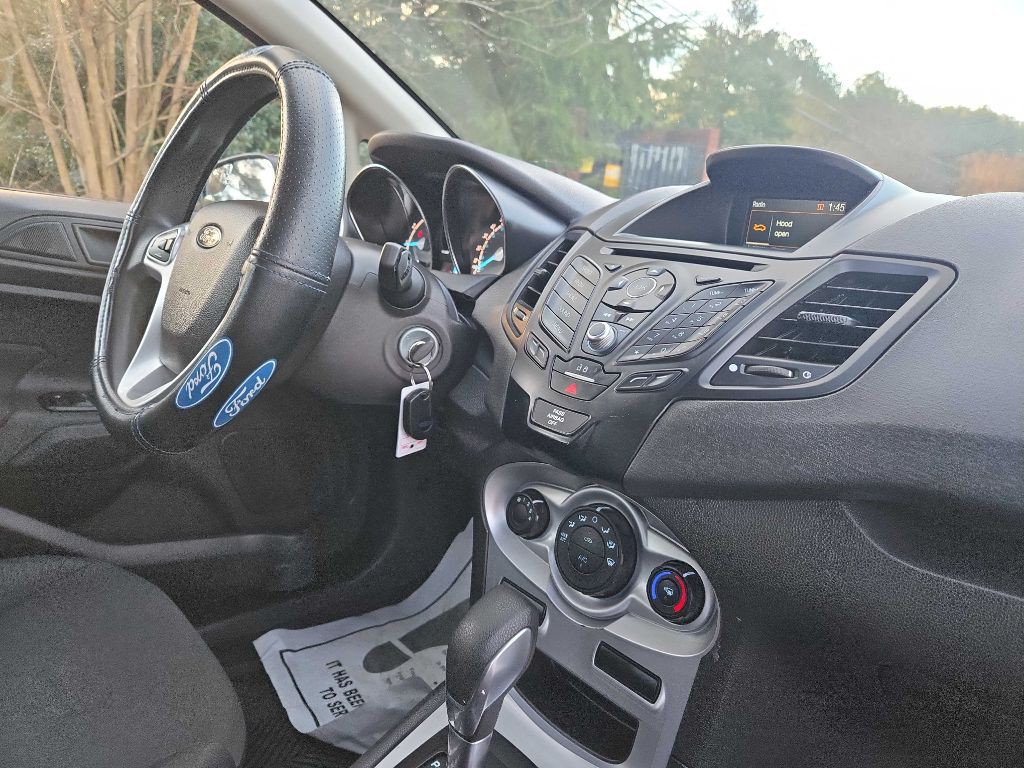2019 Ford Fiesta Image 28