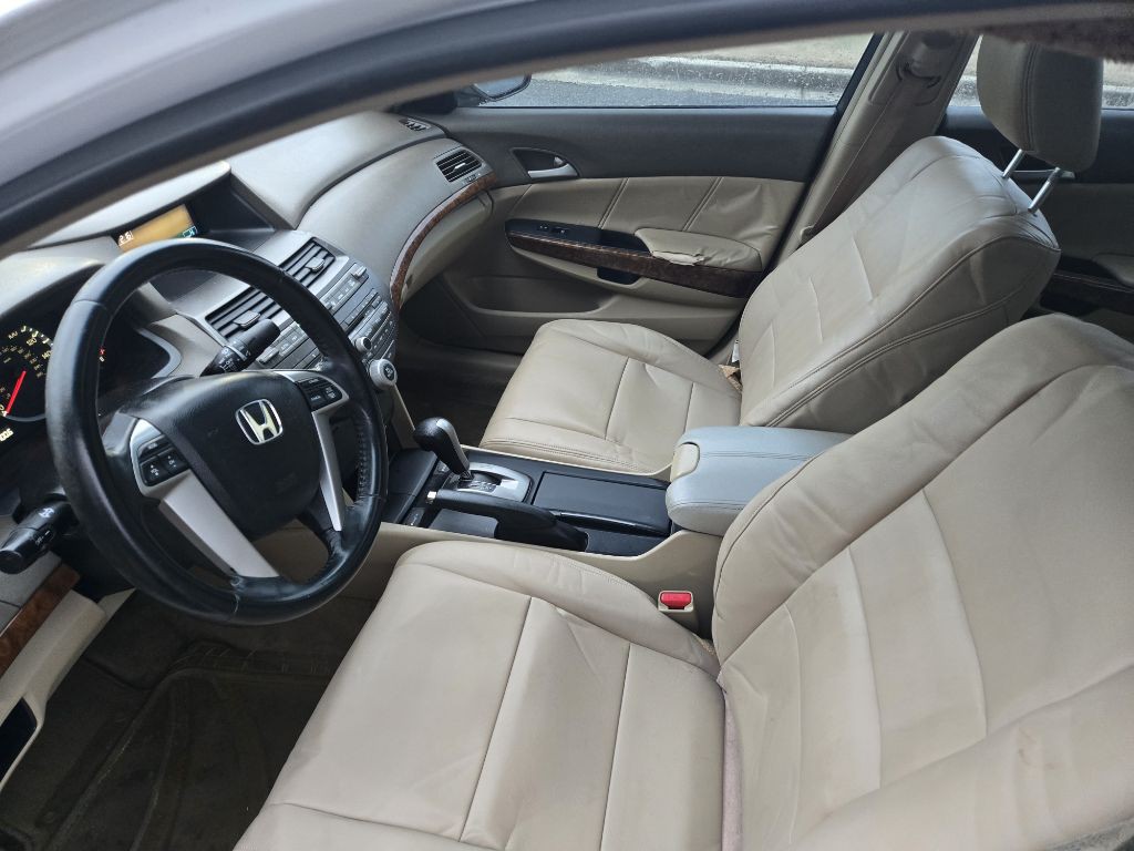 2008 Honda Accord Image 17