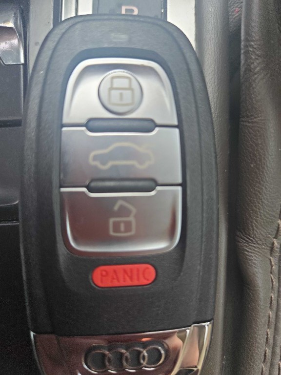 2013 Audi Q5 Image 36