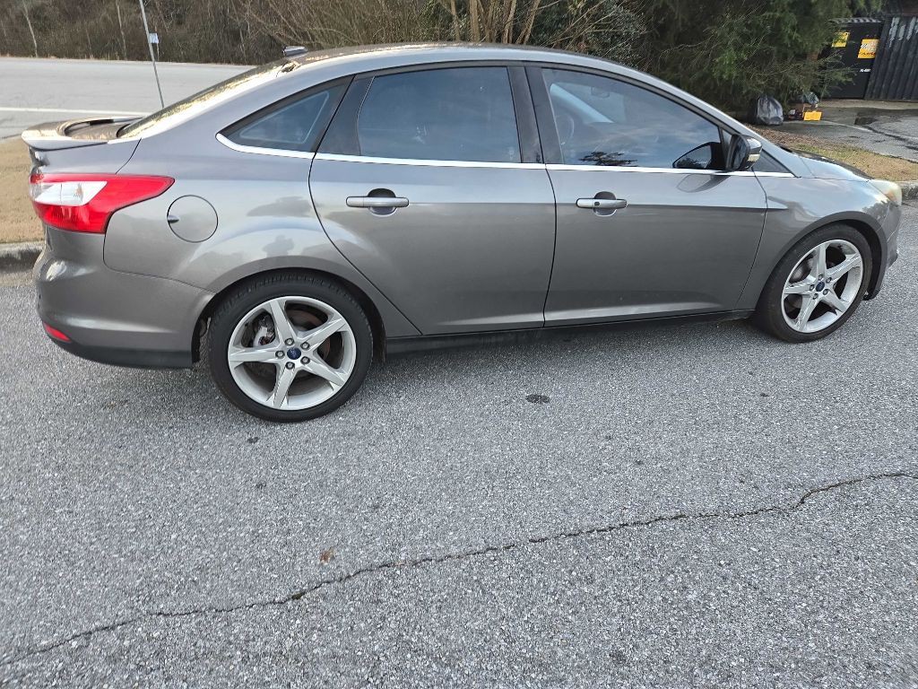 2013 Ford Focus Image 16