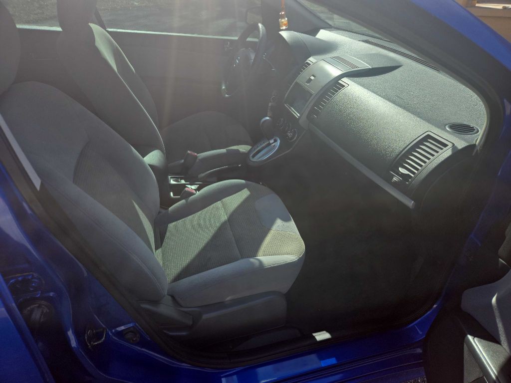 2012 Nissan Sentra Image 6
